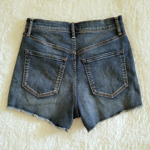 Jessica Simpson High Waist Medium Wash Denim Shorts - Picture 2 of 14